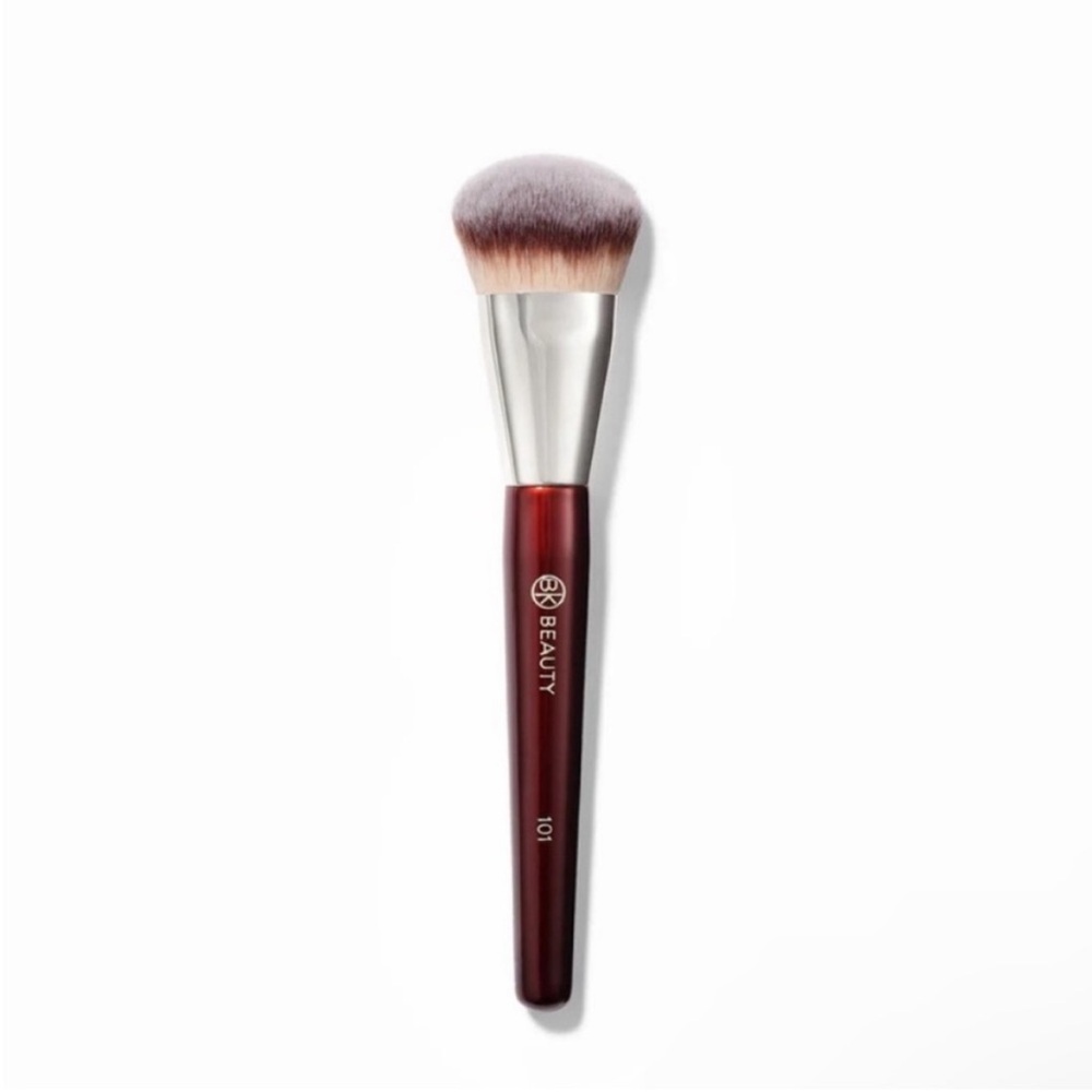 BK Beauty 101 Contoured Foundation Brush